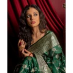 Generic Women's Silk Printed Saree With Unstitched Blouse 5.5Mtr (Dark Green) - Image 2