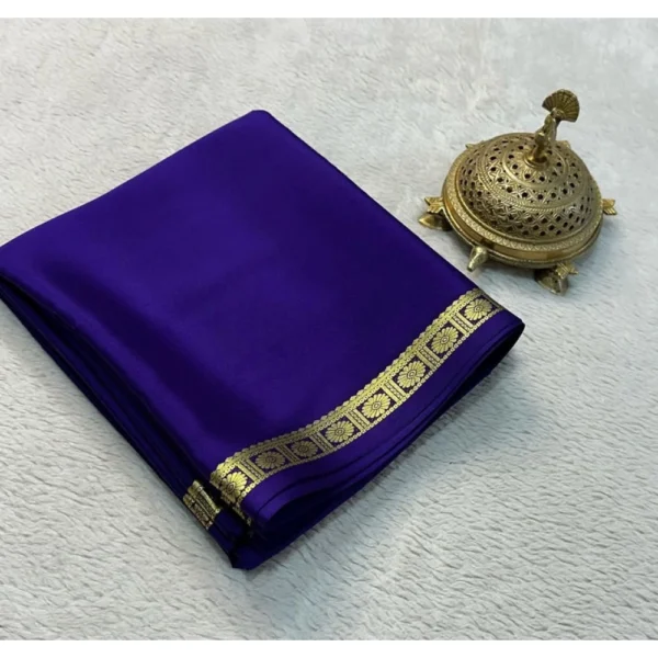 Generic Women's Crepe Chit Pallu Solid Saree With Unstitched Blouse 5.5Mtr (Dark Purple)