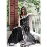Women's Cotton  Printed Saree With Unstitched Blouse 5.5Mtr (Black) - Image 3