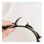 Pack Of 3_Hair Clips for Girls And Ladies – Stylish Accessories (Color: Black) - Image 2