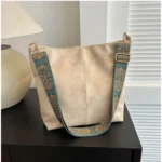 Women's PU Leather Zipper Handbag (Beige) - Image 4