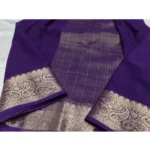 Women's Crepe Chit Pallu Solid Saree With Unstitched Blouse 5.5Mtr (Purple) - Image 2