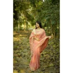 Women's Silk_Blend Checked Saree With Unstitched Blouse 5.5Mtr (Peach) - Image 2