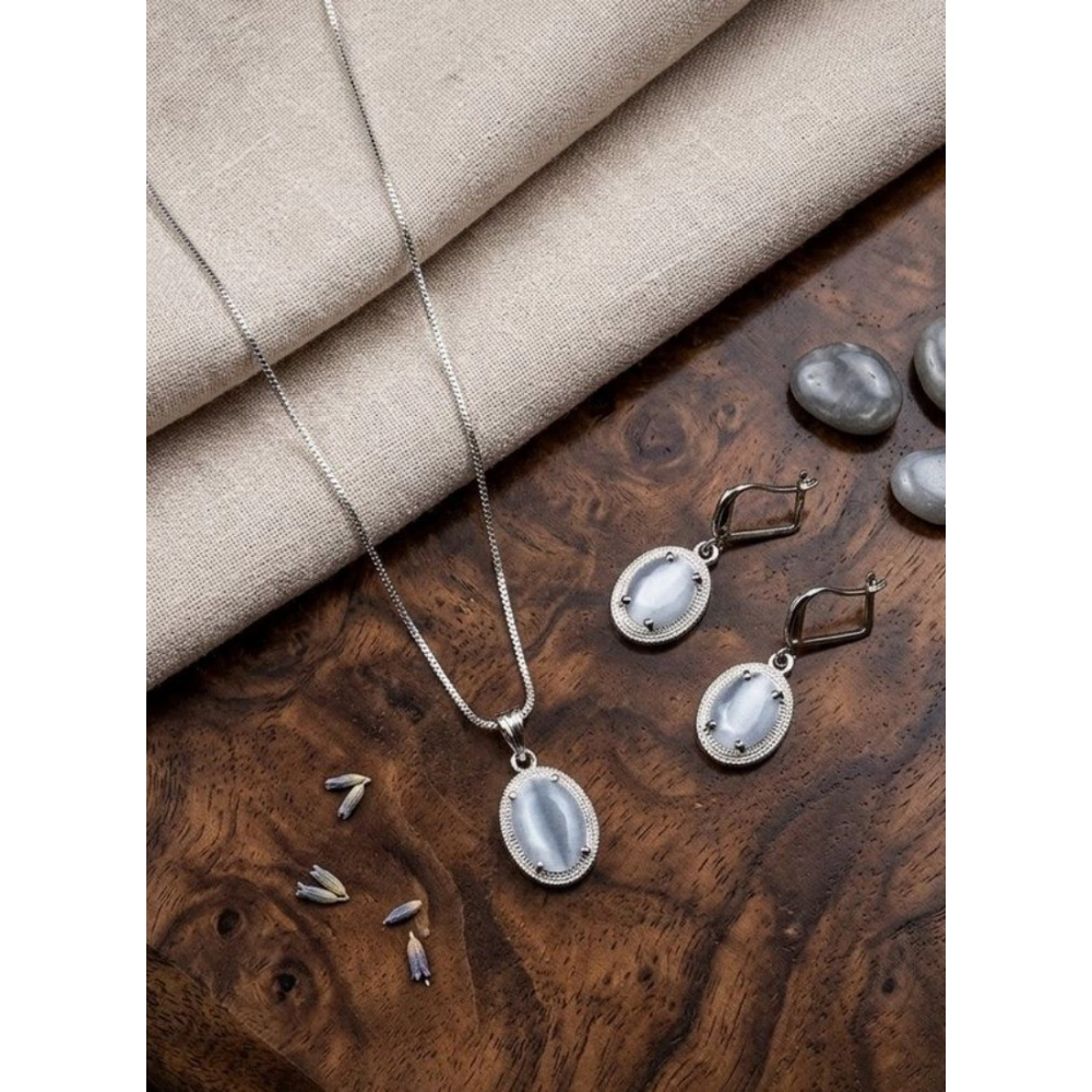 PID-66285-Women-s-Brass-Silver-Plated-Pendant-Set-Grey-1-1000x1000-1.webp Women's Brass Silver Plated Pendant Set (Grey) - Image 1