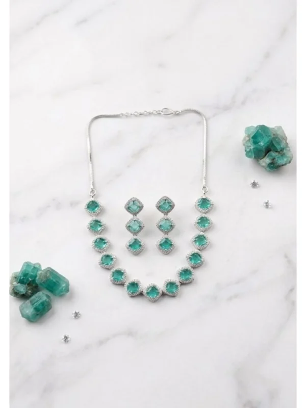 Women's Brass Silver Plated Necklace set (Green)