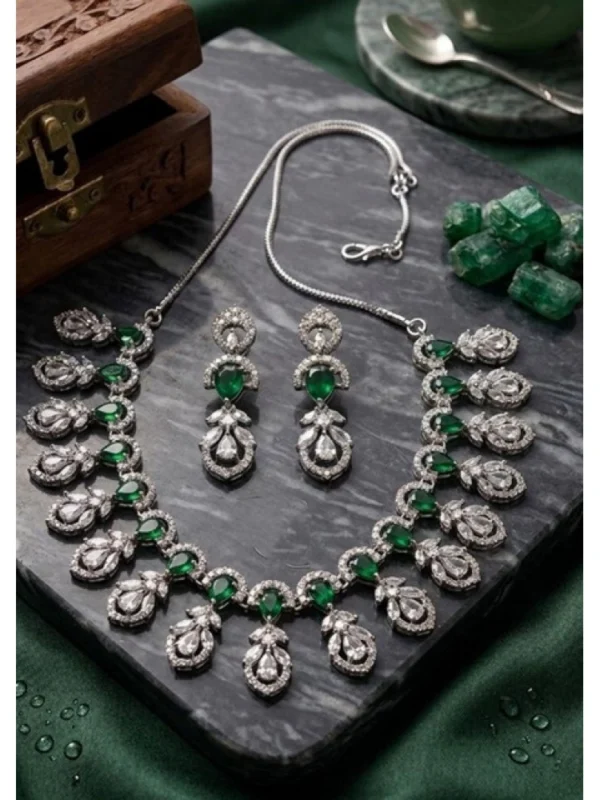 Women's Brass Silver Plated Necklace set (Green)
